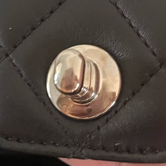 CHANEL Classic Shopper Tote! Excellent Condition! - Picture 10 of 11